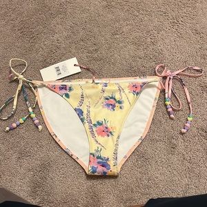 NWT Loveshackfancy Harbor bikini Bottoms in beach blossoms